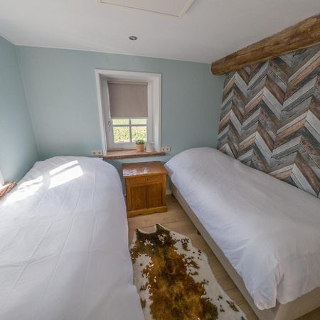 B&B Hoeve Klein Haneveld Sint-Oedenrode Eksteriør billede